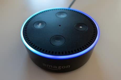 Why is Alexa Blinking/Spinning Green Ring? What The Different Colors Mean 