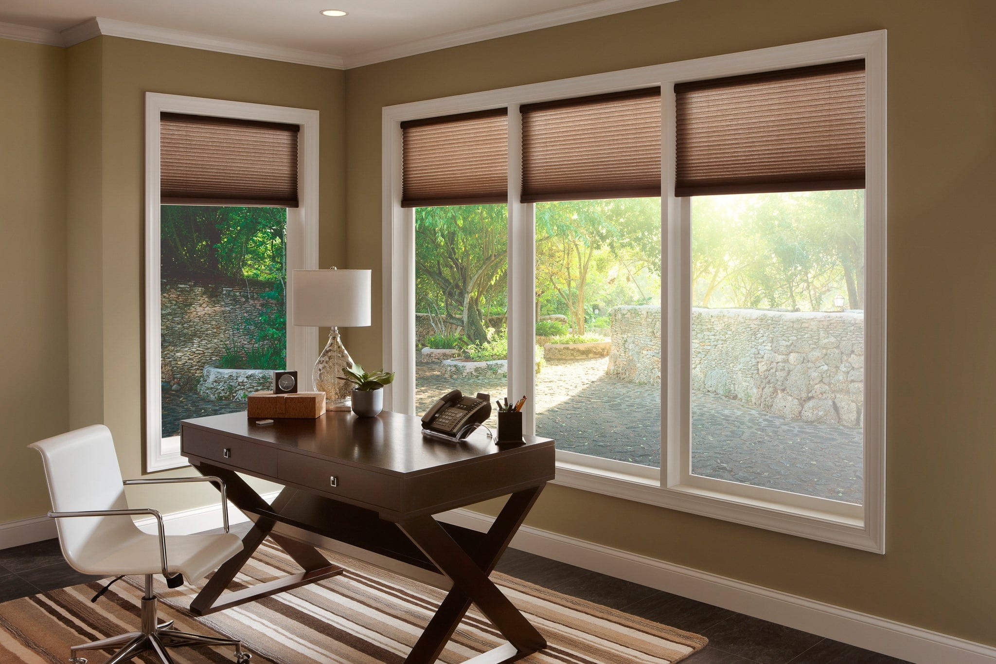 Top Benefits of Inside Mount Roman Shades