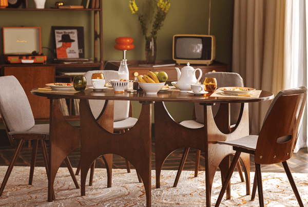 Harmonising Styles: How to Pair Modern Dining Tables with Classic Chairs